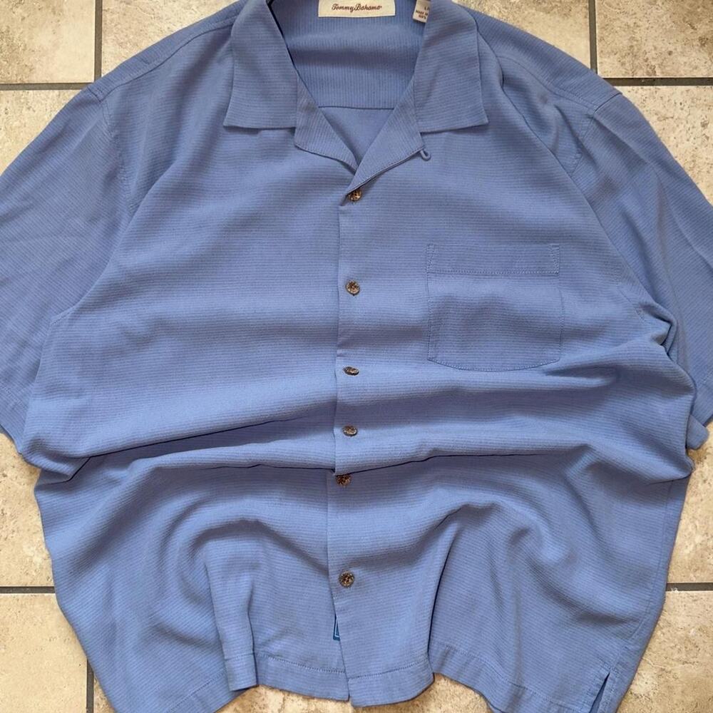 Tommy Bahama Button Up Silk Dress Shirt - Size L